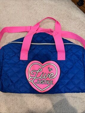 Justice Quilted Travel or dance/sports Bag in Navy and Pink euc